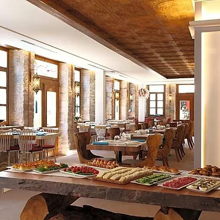 Orchis Hotel 3*