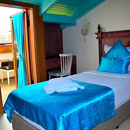 Orchis Hotel 3*